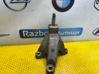 кронштейн коробки (балка кпп), Ford Focus 1 поколение [рестайлинг] 2001-2005