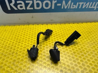 форсунка омывателя, Ford Focus 1 поколение [рестайлинг] 2001-2005