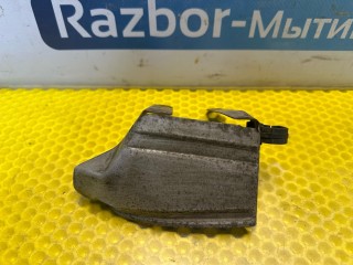 кронштейн (крепление), Ford Focus 1 поколение [рестайлинг] 2001-2005