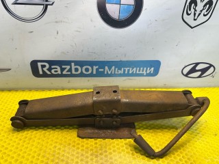 домкрат, Ford Focus 1 поколение [рестайлинг] 2001-2005
