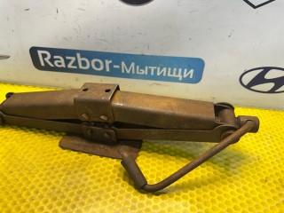 домкрат, Ford Focus 1 поколение [рестайлинг] 2001-2005