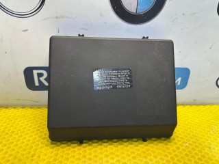 крышка блока предохранителей, BMW 5 E34 1987-1996