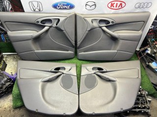 обшивка двери (комплект), Ford Focus 1 поколение [рестайлинг] 2001-2005