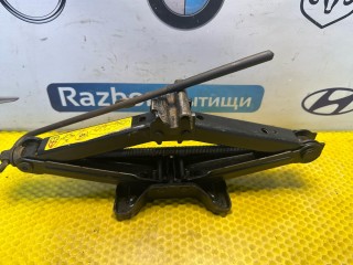 домкрат, Ford Focus 1 поколение [рестайлинг] 2001-2005