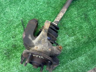 кулак передний левый, Ford Focus 1 поколение [рестайлинг] 2001-2005