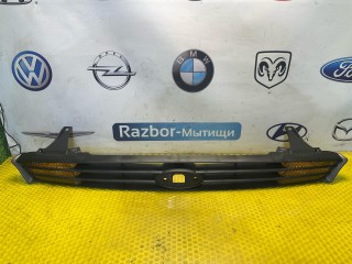 решетка радиатора, ориг. номер YS4Z13200, 11-95302, Ford Focus 1 поколение [рестайлинг] 2001-2005