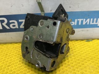 замок двери передней левой, ориг. номер 8138923, Ford Focus 1 поколение 1998-2001