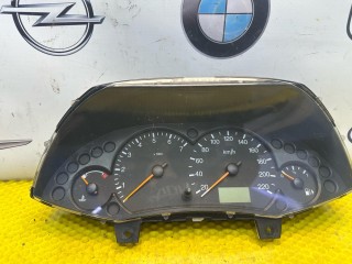 панель приборов (щиток) Ford Focus 1 поколение [рестайлинг] 2001-2005, левый руль