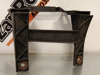 крепление фары (кронштейн фары) правой, ориг. номер 1301329422, Volkswagen Transporter T5 2002-2009