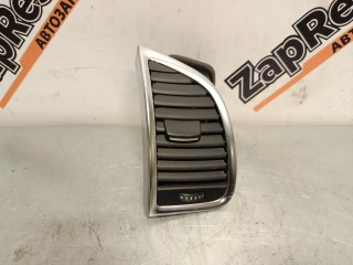 дефлектор обдува салона передний левый Audi Q7 4L 2005-2009, 3.0 л, 4L0820901