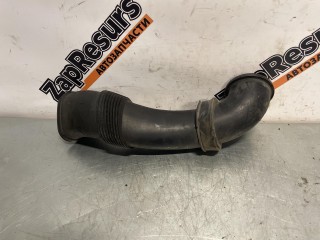 патрубок воздушного фильтра Volkswagen Touareg 1 поколение 2002-2007, 2.5 л, 7L6129752