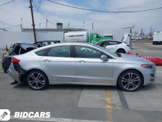 Ford Fusion USA 2 поколение [рестайлинг] 2020г. 2.0 л. - фото №5