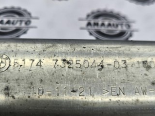 кронштейн (крепление) радиатора левый нижний, ориг. номер 7325044, 51747325044, BMW 2 Gran Coupe F44 2019-2024
