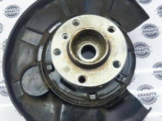 кулак левый BMW 4 F32/F33 [рестайлинг] 2017-2020, 6792247