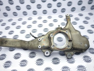 кулак передний правый BMW X5 F15 2013-2018, 6869870