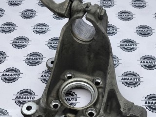 кулак передний правый BMW 2 Gran Coupe F44 2019-2024, 6876646