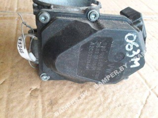дроссельная заслонка Volkswagen Golf Plus 1 поколение 2005-2009, 2.0 л, 03G128063M