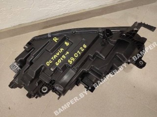 фара правая, ориг. номер 5E4941016, Skoda Octavia 4 поколение 2019-2024