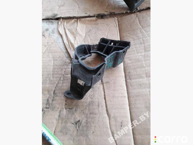 кронштейн (крепление) Audi A6 C5 1997-2001, 4B0853922B, фото 1