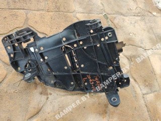 крепление фары (кронштейн фары) левой, ориг. номер 16464500, Volkswagen Touareg 1 поколение 2002-2007