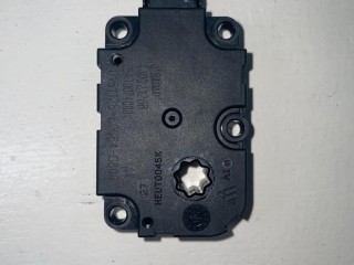 моторчик заслонки печки Mercedes-Benz C W205 2014-2018, OM 626.951, 1.6 л, A0999067402