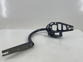 петля крышки багажника правая Mercedes-Benz C W205 2014-2018, A2057500428