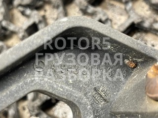 крепление (крючок) солнцезащитного козырька, ориг. номер A9438111814, A9438112714, A9438111614, A9438111714, Mercedes-Benz Actros 3 поколение (MP3) 2008-2026