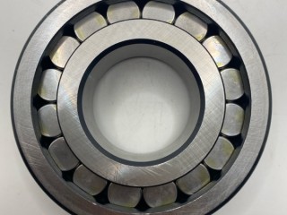 Подшипник дифференциала, ориг. номер K0401528, 20366533, 130165, 738212, 98170107, BC1B320308, F19063, 1905316, 5001859173, VKT8475, BC1B320308A, 198170107K, Iveco EuroStar/Tech/Trakker