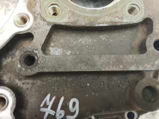 Крышка задняя кпп ZF, ориг. номер 1670949, 81321030188, 95535786, 1377182, 6085201079, 6085401169, 0196283, 42550122, 42534811, 95006154, 1315201192, 1315201193, 5001866449, 5001853421, 81321030172, DAF