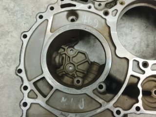Крышка задняя кпп ZF, ориг. номер 1670949, 81321030188, 95535786, 1377182, 6085201079, 6085401169, 0196283, 42550122, 42534811, 95006154, 1315201192, 1315201193, 5001866449, 5001853421, 81321030172, DAF