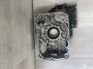 Крышка задняя кпп ZF, ориг. номер 1670949, 81321030188, 1377182, 6085201079, 6085401169, 42550122, 42534811, 95006154, 1315201192, 1315201193, 5001866449, 5001853421, 81321030172, DAF