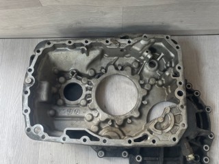 Крышка задняя кпп ZF, ориг. номер 1670949, 81321030188, 95535786, 1377182, 6085201079, 6085401169, 0196283, 42550122, 42534811, 95006154, 1315201192, 1315201193, 5001866449, 5001853421, 81321030172, DAF