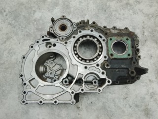 Крышка задняя кпп ZF, ориг. номер 1670949, 81321030188, 95535786, 1377182, 6085201079, 6085401169, 42550122, 42534811, 1315201192, 5001866449, 1315401225, 1315401152, 1315201182, 1317300, DAF