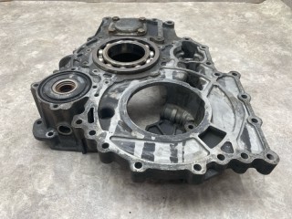 Крышка задняя кпп ZF, ориг. номер 1670949, 81321030188, 95535786, 1377182, 6085201079, 6085401169, 0196283, 42550122, 42534811, 95006154, 1315201192, 1315201193, 5001866449, 5001853421, 81321030172, DAF