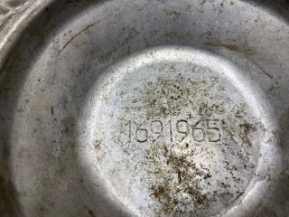 Крышка ступицы, ориг. номер 1691965, 200093, 1881800, 200032, 050285, 8300044SX, 719108, 35170, 56905, 35169, 32266011, 520180, D349, DFHC0001, 937511E, 2347247, 57303, R3220014, 50285, 1691965S1, TD0561124, 9317503, B09DAF002, DAF CF XF