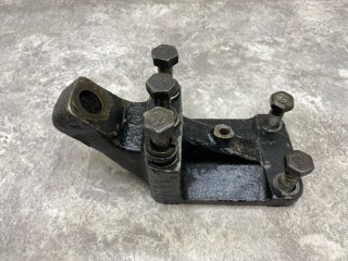 Кронштейн двигателя MAZ, 5440A91001041