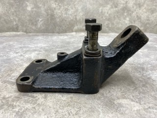 Кронштейн двигателя MAZ, 5440A91001041