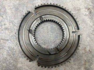 Ступица синхронизатора КПП, ориг. номер K2000180, 95534408, 1316304163, 42541902, 157228, 95531634, T17869, 0769175582, 5001864639, 81324200278, T18074, 1643382, 1316304148, 0801357, 1297304527, 195534408K, 5001864352, 42540015, 646065, M057413, DAF XF