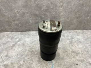 Пневмоподушка, ориг. номер 1697678, ABM50731A01, MD183601, R836DF, SP5583601, 9008360SX, SK836K01, AU3483601, 090030216, RML7947, 836M, Z12722, SK83601P01PL, SK836K01PL, SK836P01PL, SK83606K01PL, SK836P01, P10836S, SK83606K01, SK83601P01, K00101836S, 27110018, W01M580776, SA520061, VL0601082, 71836E, MP083630, 3483601, 348361C, 0067504, V1DF251, 34836S, 1R12700, ED183601, 718361E, 9836, 35624, 42836S, 42836C1, 5836P, 1DF251NP, AGA0776, KG8361NS, 16836S, WBR08361M, S2290836100, 183601, ABM50731A, 130083604, LC836W, 566243500, FT3483601, YP0836MF, 5836A1, 510241, KG836NS, SK836K04, 120142, 78836S, 383611P, 513985, M183601, 1T17AR4501, MLF7018, ST836S01, S44836, 55836K02, W01D080776, 836N00, MLF8018, 08405241A, 08405271A, FT5583601, 51233040, DAF XF105 2013-2026