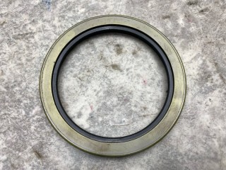 Сальник ступицы, ориг. номер 010901, A0199974847, 8101156SX, 0049971847, 12016441B, 0139977346, SK286002601, EKOS239, UOS5, 01033873B, 010207, 813510300, 420398, 010204, 383260, 730810, 457710, 19007, 700294, 0199974847, 10901, A0199974947, 103926, 12016441, A2468600292, 0049971747, A0049971847, 0109977347, 0199974947, 06562821007, 0209975847, 0249976147, 12011418B, 90752541153, 202234, 69173, 60171804, 69170, A0139977346, 042943, 75889, 28392, 04272, 813523200, 0131052, 015175, A0109977347, 01149700A, U1002407, B211, 0049971848, A0049971748, NB897, 5030582600, 1242015, 0049971748, 84716, 01139900A, 0346530003, M2233336, 420402, A0049971848, A0049971747, 0340350052, 22230101300, 0029972047, 0168994, 3006951X1, ACQ0906, 0996701099, 01033873, 87661605002, 15SKV237, 22230101400, 811237, A0209975847, A0249976147, M376692A, 110600908140, 110601801160, 110601909660, TOSK239, MRHS0004, 22200012200, 0029971847, 81965026021, 81965010136, 0029971947, 06562890220, 0099979046, 06562890051, 5000281894, 01029668B, Mercedes-Benz Actros Axor