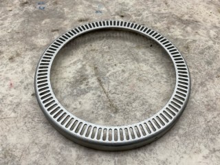 Кольцо ABS, ориг. номер 400149, 050289, 1805821, 90211000, 8441832SX, 0106005, 32392, 56908, TR2509008, 520040, 1391515, OR401007, 44166001, 031300285500, 200029, 10620820A, 727257, 802008, SK343000901, M2233249, 4340498100, 434049810, 931123, 32392F, 50289, 40411, 401007, 106005, 0164213, 14879000, RD04802, S160252, DFEX0001, 032392, 8441832, DAF XF105