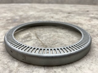 Кольцо ABS, ориг. номер 400149, 050289, 1805821, 90211000, 8441832SX, 0106005, 32392, 56908, TR2509008, 520040, 1391515, OR401007, 44166001, 031300285500, 200029, 10620820A, 727257, 802008, SK343000901, M2233249, 4340498100, 434049810, 931123, 32392F, 50289, 40411, 401007, 106005, 0164213, 14879000, RD04802, S160252, DFEX0001, 032392, 8441832, DAF XF105