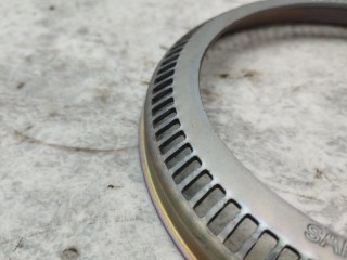 Кольцо ABS, ориг. номер 075096, 57059, 06610400A, 1030580, 8300781SX, 790005D, TR2509013, SK343001801, M2233269, 940001001, OR835001, 931149, 4029106300, 107442, 04029106300, 90241001, 75096, 4340497100, 031302408500, 434049710, 727256, 1030584, 835001, 000019618, 14865000, SFEX0001, 36426, GPH0001, EB3348, 40291063001607, SAF