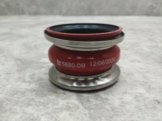Патрубок турбокомпрессора, ориг. номер 1675763, 051310, 46468, 565009, 77884, S160686, 8111466SX, 18598, OR450099, 450099, TD0661124, 024958, 1606273, SIDA30, LEM565009, DAF XF