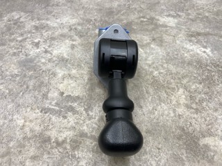 Кран ручника, ориг. номер DPM90DSX, DPM90DA, 1734006, 1389079, 2122981, DPM90DS, 1734008, 113719, 12071004, 2324301, M7100650, PRO6450050, 091099, 2231930, SK305001101, 82484, 9617231300, 1935573, 216132, 05868558, K017050, 570137, 8519592SX, 1336128, 20651E, 2224543, D0661, 04439010, Z10222, 04439060, 2231941, 2122593, S280842, TM1524301, 2324812, 0964740, 570228, PN10187, 0610000001, 91099, 5868558, 05000458, 9617231270, 0370172, 08469800A, T03611001, 04425300, 05379558, 1339079, 0607231300, 20246283, DAF XF95 2002-2006