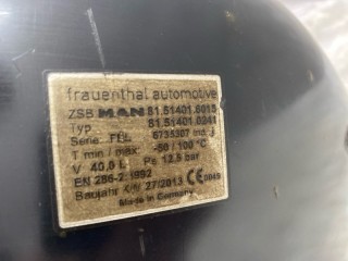 Ресивер, ориг. номер 81514016016, 81514016015, 81514010241, 81514010251, 03636800A, 370120, M6811402, 05200006, E2620013, 21946, 03636880A, T09463003, T821051, AT131004002, SK861001401, 106049, 1S3100405, 8547517SX, 81514010182, 9500200100, EIA0040605, 1406000161, Z149609, 290110, 81514010206, 5200006, 25J154, 6528, 48033024, 160041012, 05200006U, 25J178, 8547517, 6888170, BK9002162, 3636880A, S1050063010, MAN TGX 2007-2026