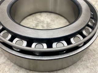 Подшипник дифференциала, ориг. номер 102317, S2124235, K0703704, JHM51684910, 2124235, JHM516849JHM516810, 98170266, 116672, 1408149, 130729, 198170266K, 98170133, 70310163, VKT8526, 530729, T55254, SK179001601, JHM52264910U, 53352902409, 0195753, 4TJHM516849JHM03, MAK63066, VOE4787749, PT1408149, 4787749, 516849516810, 4TJHM516849JHM516810PK, 8440513SX, Scania