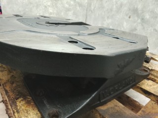 Седло, ориг. номер 1533637, A0003151692, 1353631, F2T2G20V, M2402150, 21505000, EIFW37C150Z, JSK37C150Z, M2408004, 662129084, SPC7D002, AUC7D150, 3172645, JSK37C150ZTA, JSK37C150ZJTA, AUC7F150, JSK37C150, JSK37C150ZJ, 1901124, 5410270201001, 662129038, 0003151692, JSK37C150J, 662129047, JSK37C020C6AA, 1614098