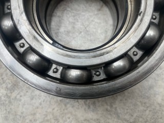 Подшипник КПП, ориг. номер 539244B, 6218C3, 465391, K2001134, VKT8940, 26001058, 0750116394, 98530050, T22220, AAS6218C3, 8007258, 218, 06314290126, 722054710, 7220547100, 8325931SX, 7421318758, 198530050K, 6218, 130245, 81934100112, 06314211002, 7982088, A0099815125, A0009812920, SK179000801, 6218ZZ, 62182RSC3, 62182Z, 0099815125, 0009812920, 1638161, 0750116002, Z186265, 1617901, WG9003326218, 750116394, 6314211002, 0692184, 350081, 62182ZC3, 62182RSRC3, 19499, 81934100046, 0635304904, 62182ZRC3, 5000808037, VO19499OE, SK179000801PL, 62182RS1C3, K727817, 0101060, 5001864538, 5001858080, WG97252205362341, 120474S, 049879, TG4881712010, 0000042541739, DAF
