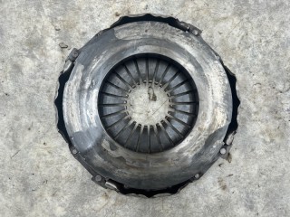 Корзина сцепления, ориг. номер 1479574, 1763155, 2302254, 2303861, 2979056, 574868, 143033910, 3482000999, 197C339, 574968, SK247003601, 001000556, 8304783SX, 8304783ASX, PP2000999, Z41322, 43942000, 1430339100, 1803482000999, 180556, 180999, 574852, 045379, 574859, 70110314, 113338, 2163969, 574867, 105318, M9120004, 3482001598, TCZ1072AH, 3482000556, 2568869, HTPSC02254, 02253E, 7181, 0423040, 1854205, 2568925, 2455882, 574857, 1547163, FS705, 20M030, 576618, E3320010, TZ1130488, TCZ1072AU, 2675343, PT03482000999, 2668020, 430701L6706, 831421, HU0999, 99982194A, 1479574SKV, 574872, 574873, 3482000999N, 1574852, 97506, TCZ1072YK, 3482000999K, 2023015, 574864, FIC1831459, FIC1831475, 0503000392, 2000546, 2000547, 0574857, 0574865, 0574864, TCZ1969AH, 1914989, GW20TR005, 574865, SREK0005M, 81303056429, SREP0003, 2619739, SREP0002M, 831476, CK0888008, 10101070049, 2297523, 1000556, 113107, 575294, 0005006172137, 08017700A, 3184338, FIC1831466, SCANIA
